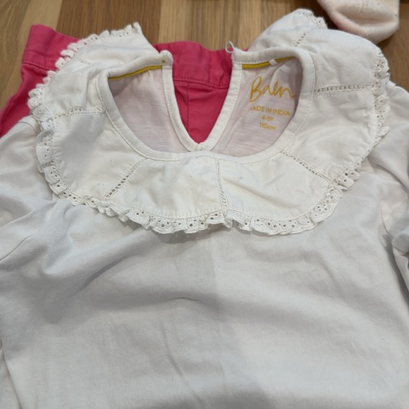 Size 4T bundle - Picture 2 of 10